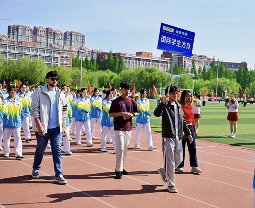 留学生方队入场