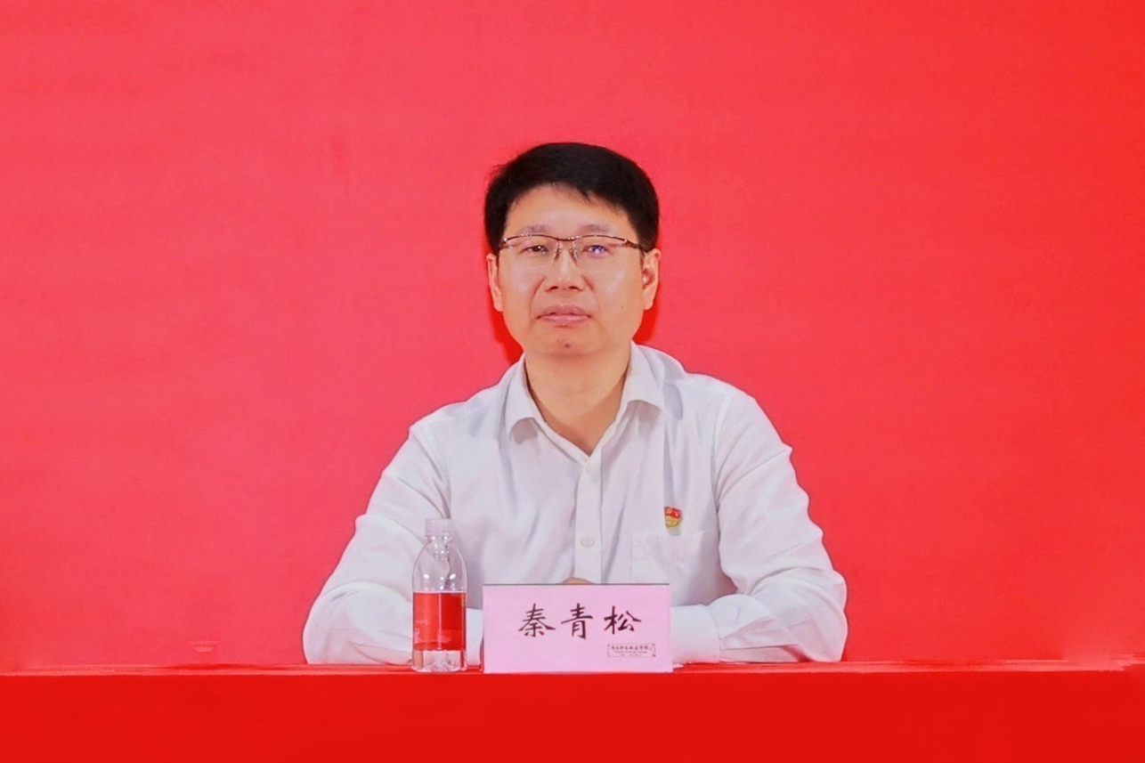 长风万里鹏程举，巨浪千重骏业开！欧博ABG官网举行2025届毕业典礼